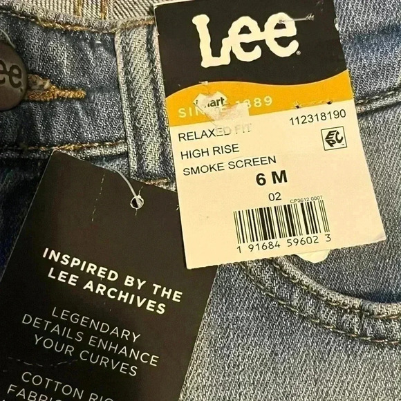 NWT Lee Jean Shorts size 6. - Picture 9 of 10
